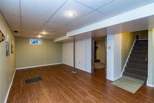 8 Byron Bay, Winnipeg, MB 