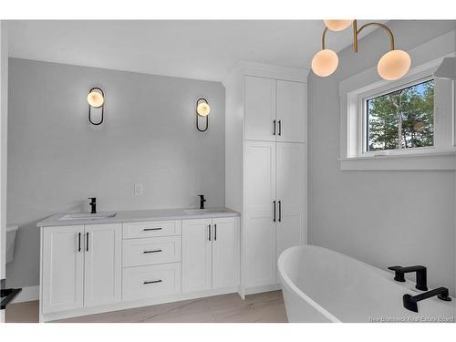 77 Guy St, Shediac, NB 