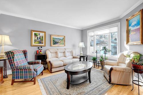 Salon - 468 Rue De La Chesnaye, Terrebonne (Lachenaie), QC - Indoor Photo Showing Living Room