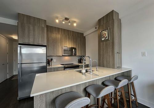 Kitchen - 405-2335 Av. Bennett, Montréal (Mercier/Hochelaga-Maisonneuve), QC - Indoor Photo Showing Kitchen