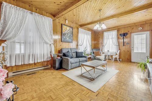 Salon - 470 Rue Du Christ-Roi, Lévis (Desjardins), QC - Indoor Photo Showing Living Room