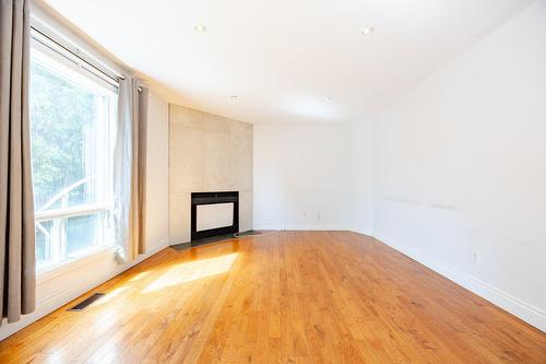 Salon - 279 Av. St-Louis, Pointe-Claire, QC - Indoor Photo Showing Other Room