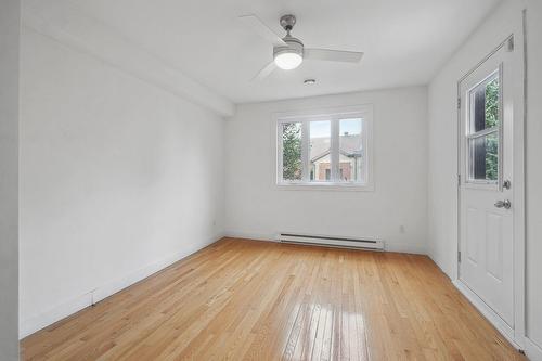 Primary bedroom - 303-67 Rue Berlioz, Montréal (Verdun/Île-Des-Soeurs), QC - Indoor Photo Showing Other Room