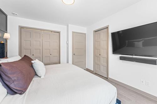 Primary bedroom - 213 Rue De Venise, Saint-Lin/Laurentides, QC - Indoor Photo Showing Bedroom