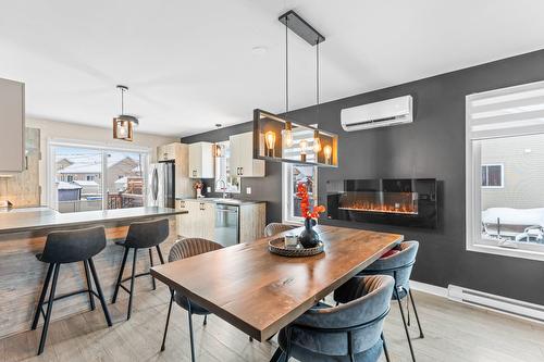 Dining room - 213 Rue De Venise, Saint-Lin/Laurentides, QC - Indoor Photo Showing Dining Room