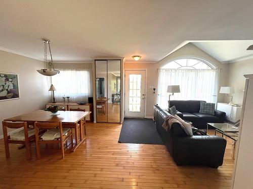 Salon - 1105 Rue Cardinal-Roy, Trois-Rivières, QC - Indoor Photo Showing Other Room
