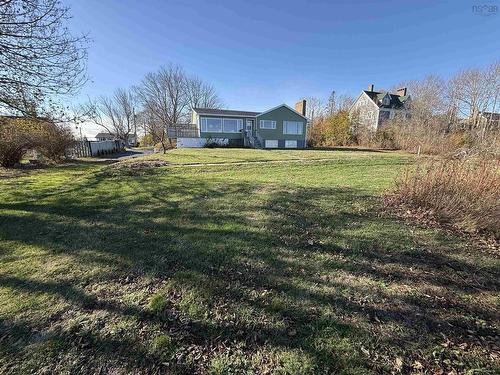 42 Montague Row, Digby, NS 