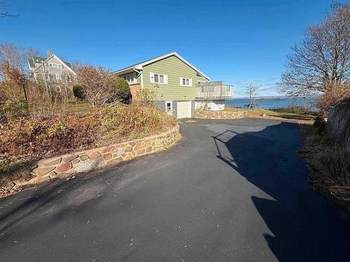 42 Montague Row, Digby, NS 