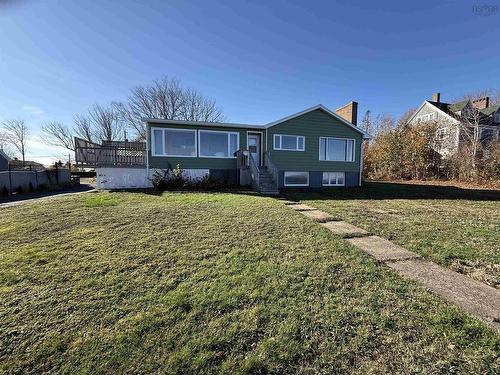 42 Montague Row, Digby, NS 