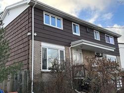 12 Marilyn Drive  Dartmouth, NS B2Y 3X8