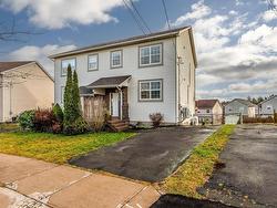 124 Sheppards Run  Beechville Estates, NS B3T 2E8