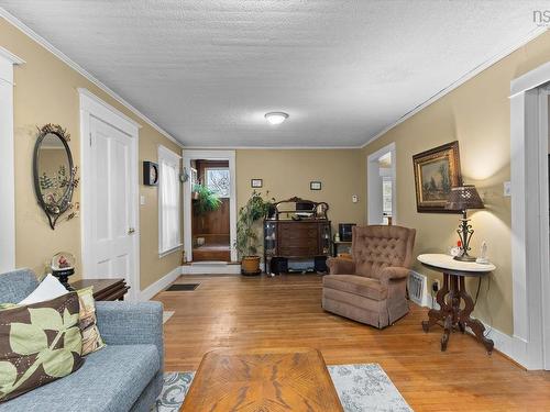 6 Ryers Lane, Shelburne, NS 