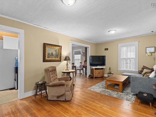 6 Ryers Lane, Shelburne, NS 