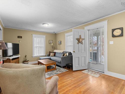 6 Ryers Lane, Shelburne, NS 