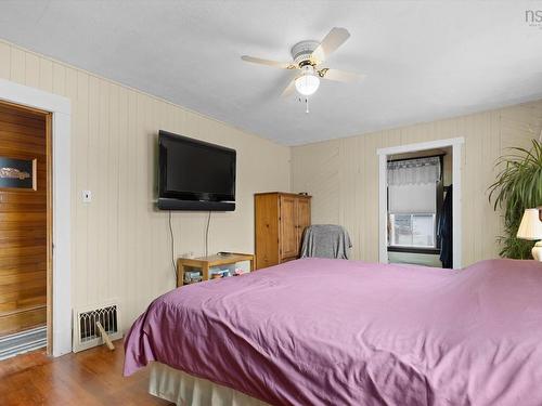 6 Ryers Lane, Shelburne, NS 