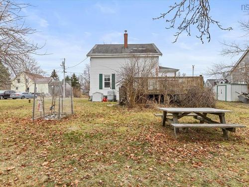 6 Ryers Lane, Shelburne, NS 