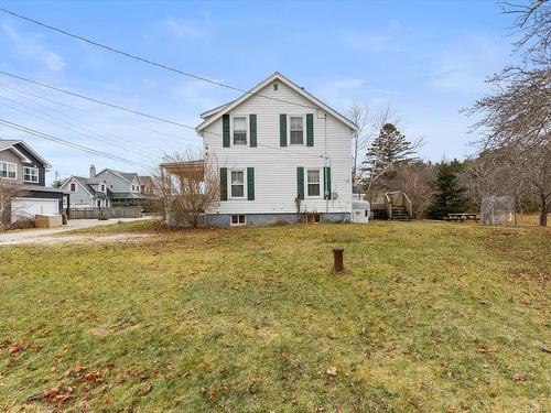 6 Ryers Lane, Shelburne, NS 