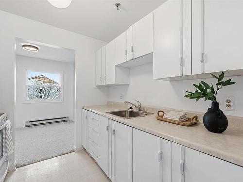 301 45 Chelton Woods Lane, Halifax, NS 