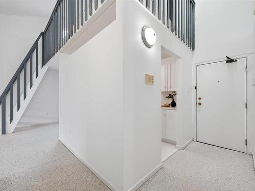 301 45 Chelton Woods Lane, Halifax, NS 