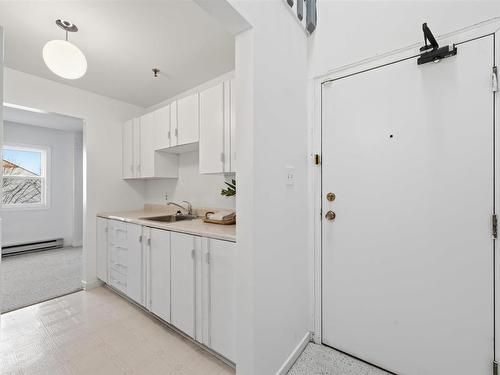 301 45 Chelton Woods Lane, Halifax, NS 