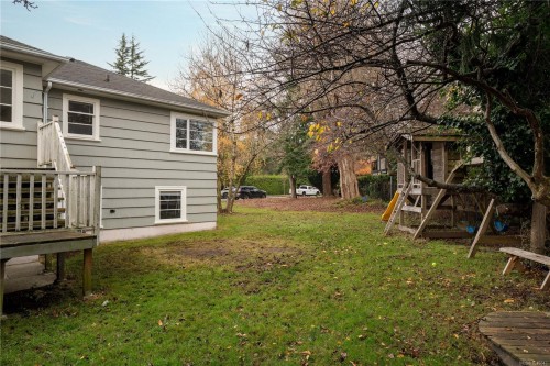 1170 Munro St, Esquimalt, BC 