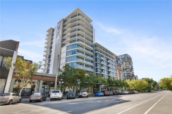 903-845 Yates St  Victoria, BC V8W 4A3