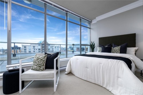 903-845 Yates St, Victoria, BC - Indoor Photo Showing Bedroom
