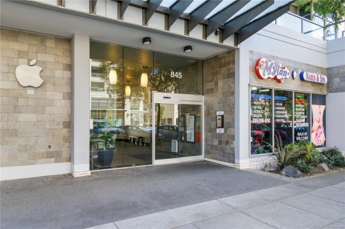 903-845 Yates St, Victoria, BC - Outdoor