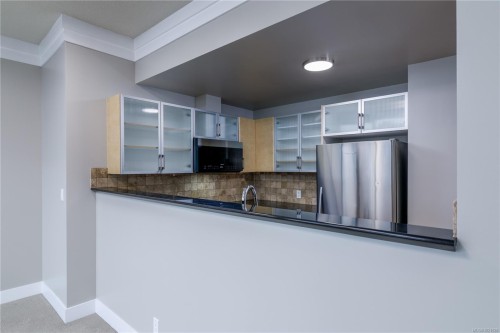 903-845 Yates St, Victoria, BC - Indoor