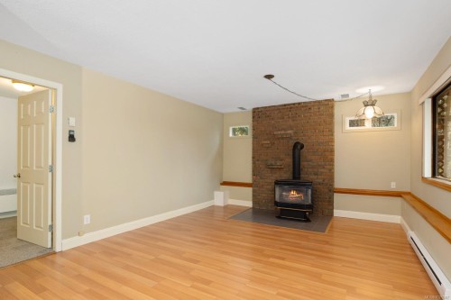 1439 Haida Rd, Duncan, BC 