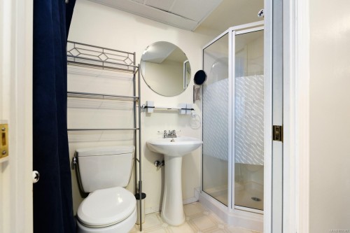 1439 Haida Rd, Duncan, BC 