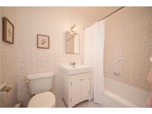 200 Mount Royal Blvd, Moncton, NB 