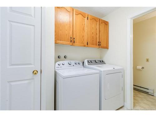 11 Stoneybrook Cres, Fredericton, NB 