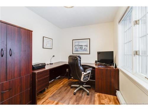 11 Stoneybrook Cres, Fredericton, NB 