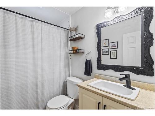 201 Willow Ave, Fredericton, NB 