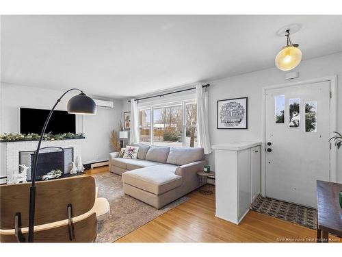 201 Willow Ave, Fredericton, NB 