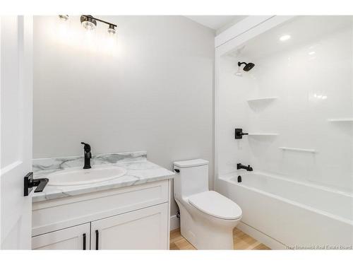 33 Sandlewood Lane, Douglas, NB 