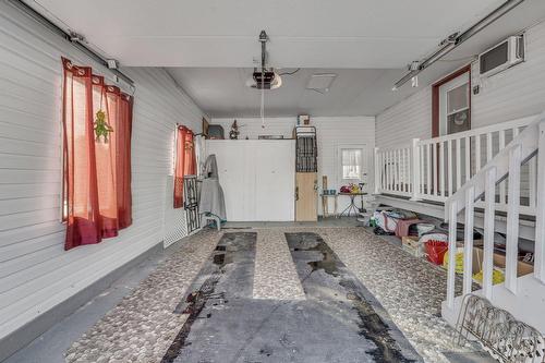 Garage - 3 Rue Du Trompe-Souris, Lévis (Desjardins), QC - Indoor Photo Showing Garage
