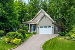 4646 Rue des Chanterelles  Sherbrooke (Brompton/Rock Forest/Saint-Élie/Deauville), QC J1N 4L3