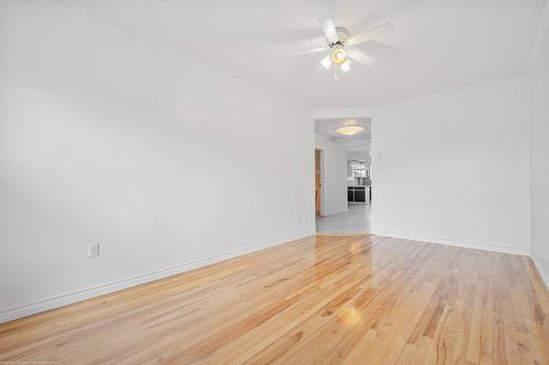 Salon - 5-7305 Rue Chabot, Montréal (Villeray/Saint-Michel/Parc-Extension), QC - Indoor Photo Showing Other Room