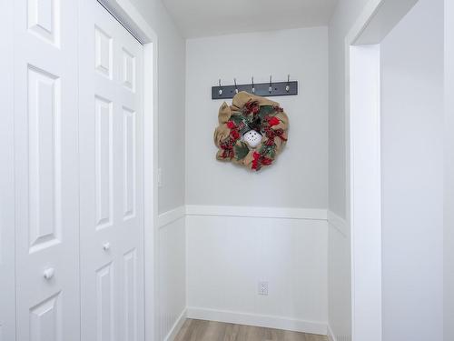 158 Carl Avenue, Thunder Bay, ON - Indoor Photo Showing Other Room