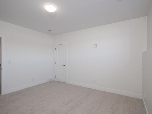 202 Bruin Crescent, Thunder Bay, ON - Indoor Photo Showing Other Room