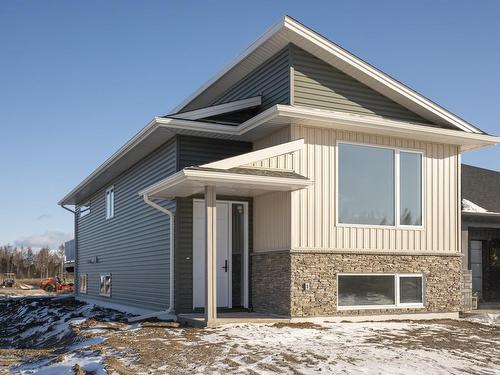 202 Bruin Crescent, Thunder Bay, ON - Outdoor