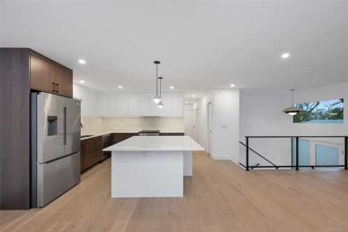 1041 Hulford St, Saanich, BC 