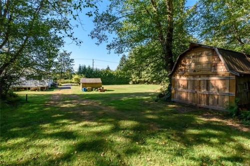 7602 Island Hwy North, Black Creek, BC 