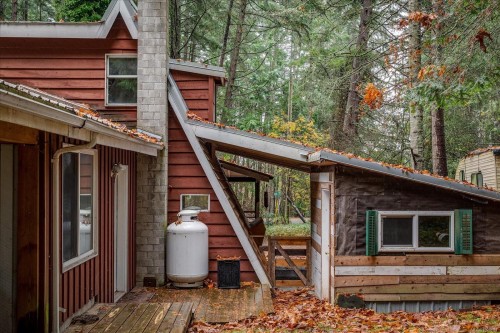 1535 Whalebone Dr, Gabriola Island, BC 