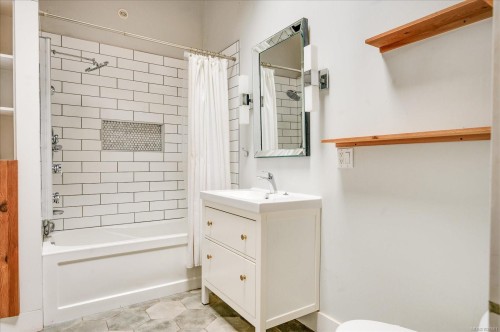 1535 Whalebone Dr, Gabriola Island, BC 