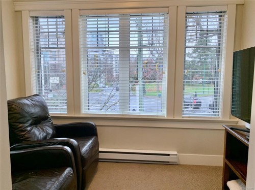 8-675 Superior St, Victoria, BC 