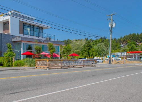 110-2815 Departure Bay Rd, Nanaimo, BC - Outdoor