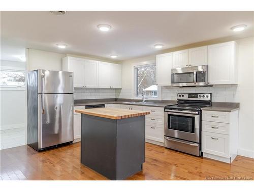 11 Corbett Ave, Fredericton, NB 